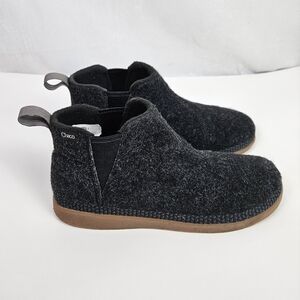 Chaco Revel Chelsea Boot Size 9.5 Grey  House Slipper